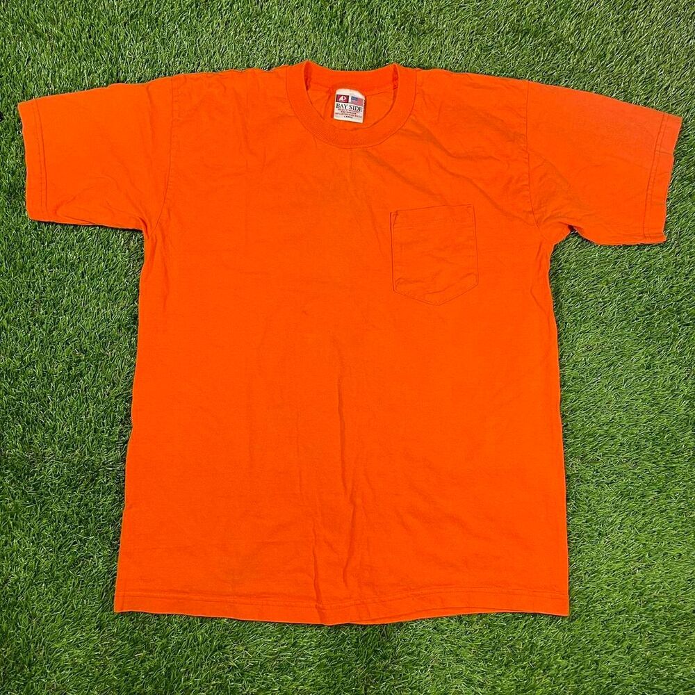 Vintage 90's Bayside USA blank neon orange casual T-shirt (L)